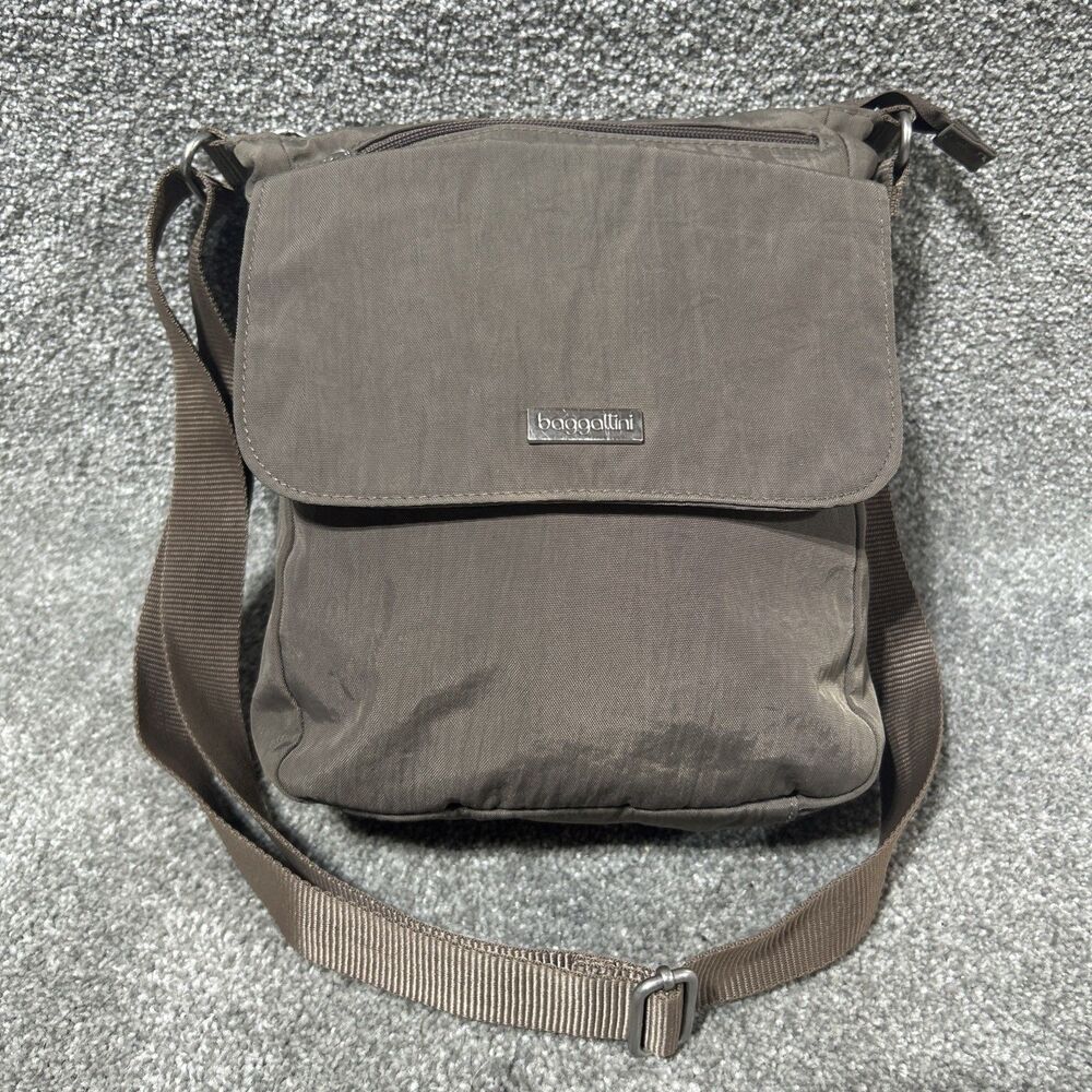 Baggallini Tan Crossbody Travel Purse Shoulder Bag Nylon